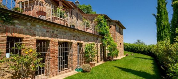 Casa de 4 dormitorios en Città della Pieve, Italy No. 57394 25