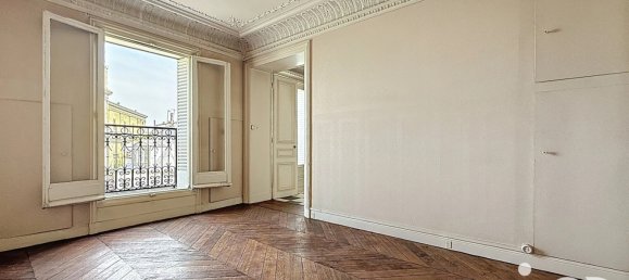 Apartamento de 3 dormitorios en Paris, France No. 336950 9