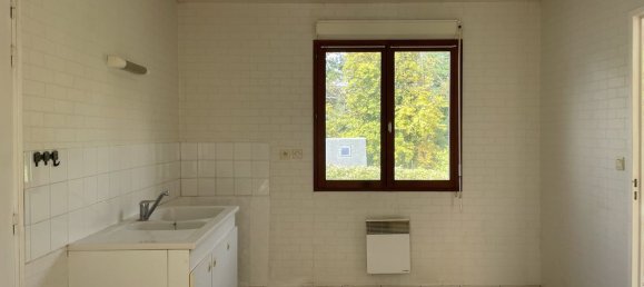 2 bedrooms House in Eure, France No. 356708 5