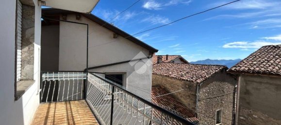 2 bedrooms Apartment in Bossico, Italy No. 367100 18