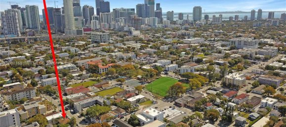 352.01 m² terreno en venta en Miami, Miami-Dade, Florida, USA № 615946 8