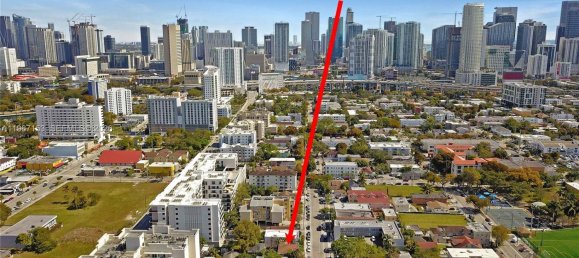 352.01 m² terreno en venta en Miami, Miami-Dade, Florida, USA № 615946 9