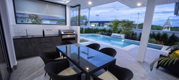 3 bedrooms Cafe / restaurant in Hua Hin, Thailand No. 6328 9