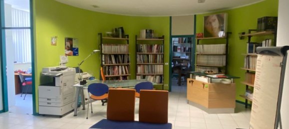 Büro in Pesaro, Italy 209m², Nr. 92308 2