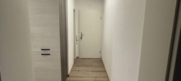 Квартира с 1 спальней в Крефельд, Германия № 264928 2