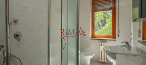 4 rooms Apartment in Milan, Italy No. 336943 4