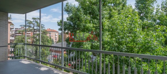 4 rooms Apartment in Milan, Italy No. 336943 25