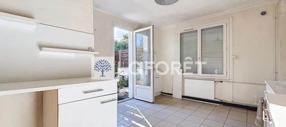 Casa de 2 dormitorios en Parthenay, France No. 312420 6