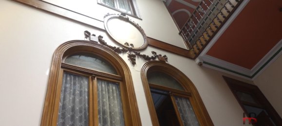 614m² Building in Porto, Portugal No. 137648 6