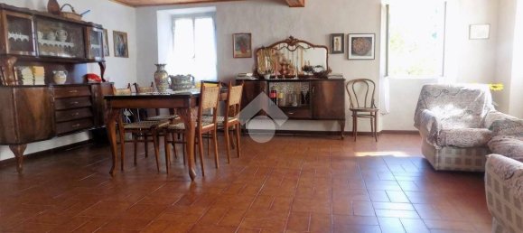 3 bedrooms House in Valbrevenna, Italy No. 181955 12