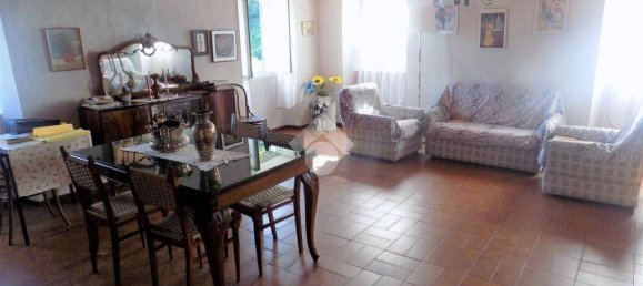 3 bedrooms House in Valbrevenna, Italy No. 181955 7