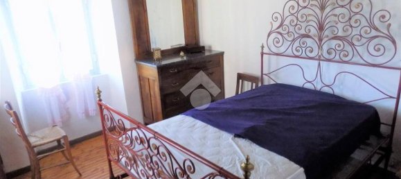 3 bedrooms House in Valbrevenna, Italy No. 181955 9