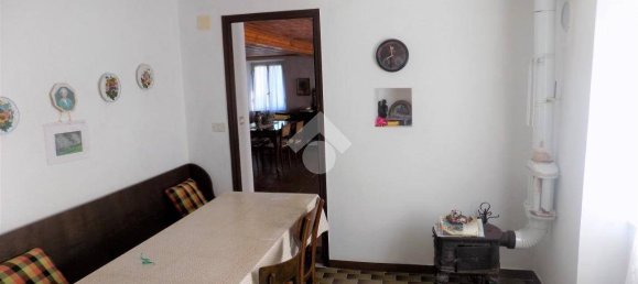 3 bedrooms House in Valbrevenna, Italy No. 181955 4