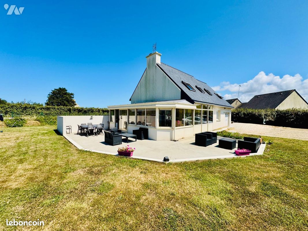 3 bedrooms Villa in Plouguerneau, France No. 286408