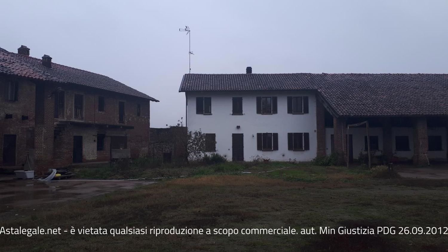 1000m² Building in Dorno, Italy No. 392007