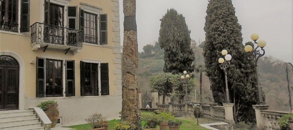 8 rooms Villa in Carrara, Italy No. 133516 3