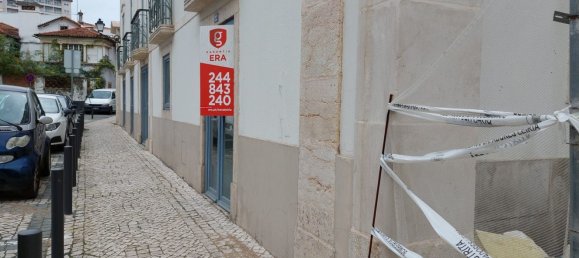 189m² Commercial property in Leiria, Portugal No. 52759 20