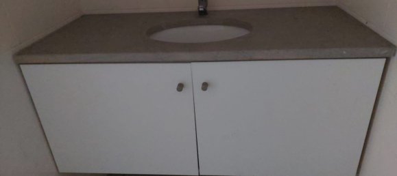 189m² Commercial property in Leiria, Portugal No. 52759 14