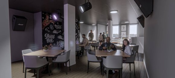 189m² Commercial property in Leiria, Portugal No. 52759 3