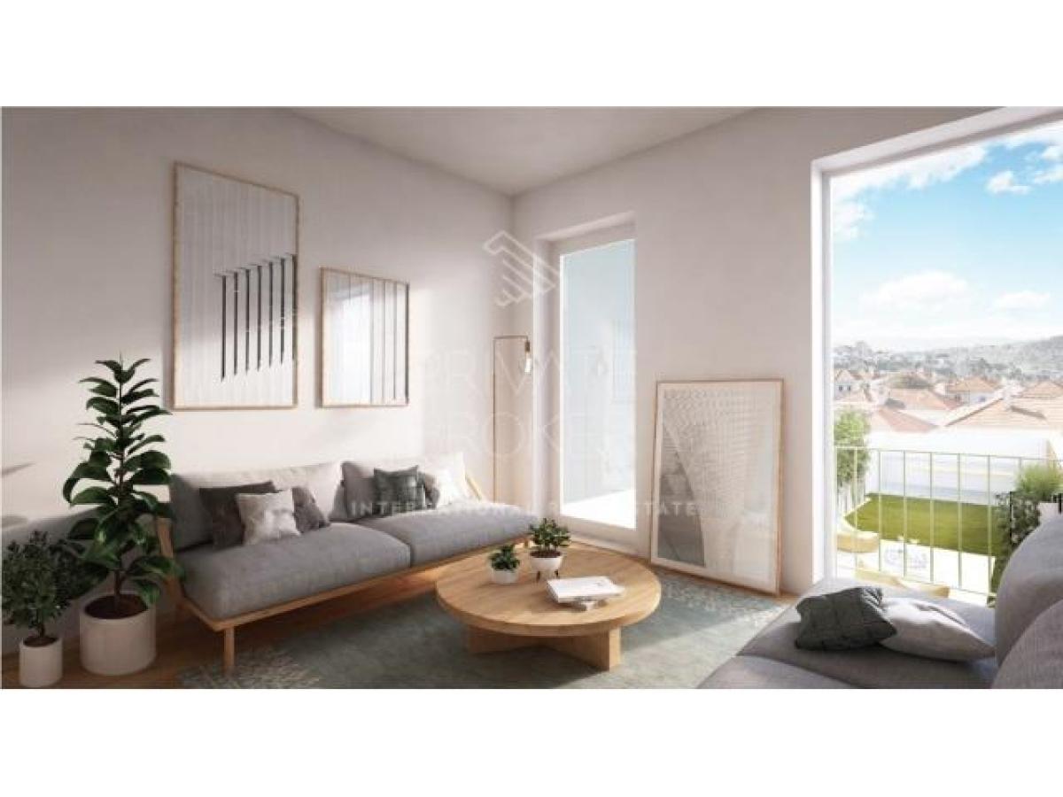 Studio in Lisbon, Portugal No. 5389