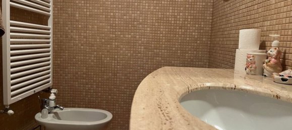 Casa de 4 divisões em Udine, Italy N.º 99814 27