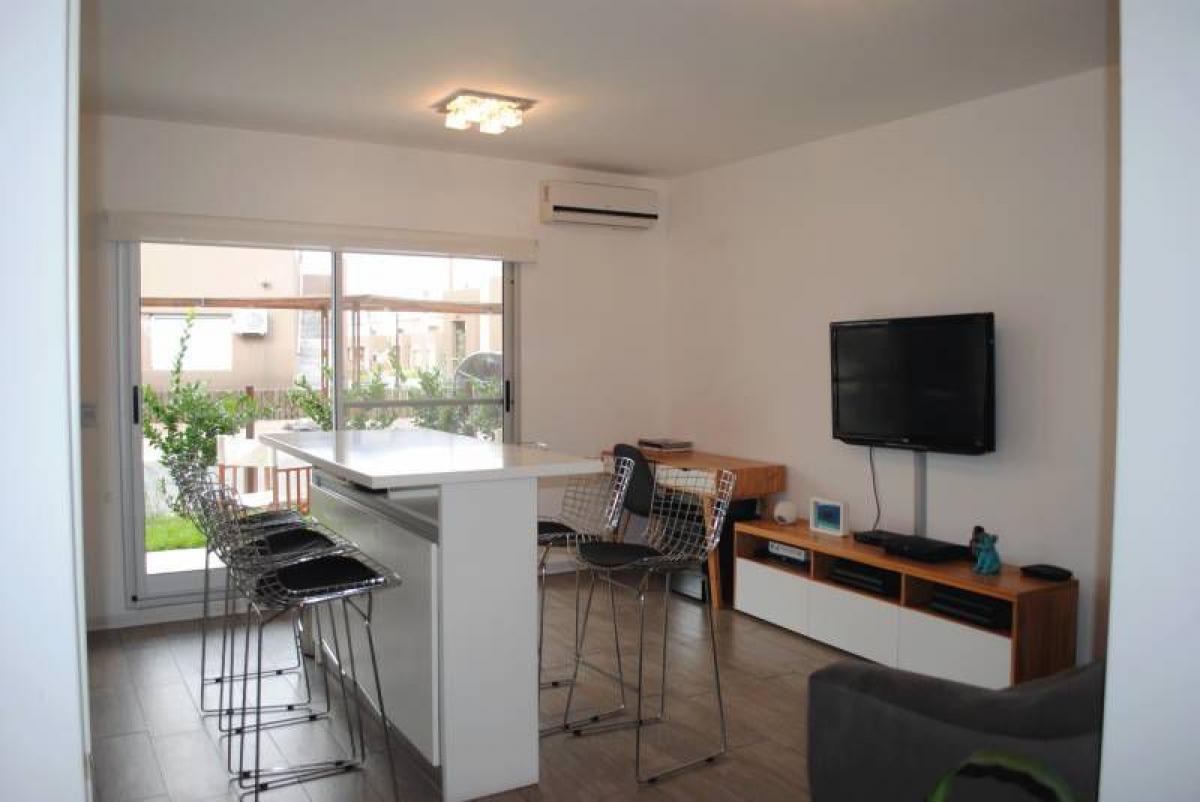 Studio in Tigre, Argentina, Nr. 16356