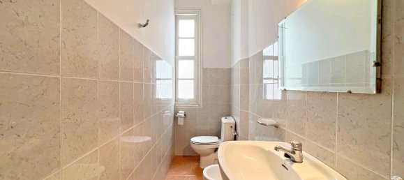 6 bedrooms Apartment in A Coruna, Spain No. 35175 15