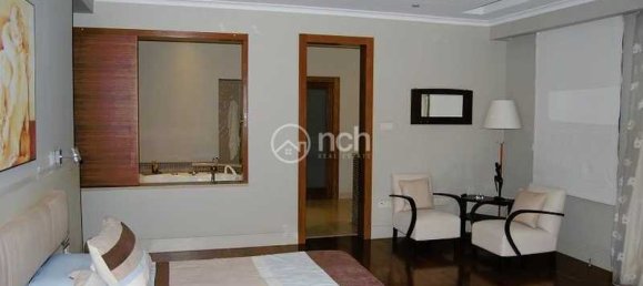 5 bedrooms Villa in Agios Athanasios, Cyprus No. 17029 2