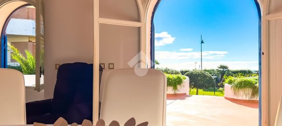 5 bedrooms Villa in Formia, Italy No. 291928 12