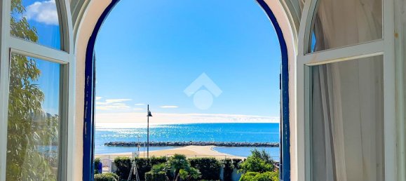 5 bedrooms Villa in Formia, Italy No. 291928 21