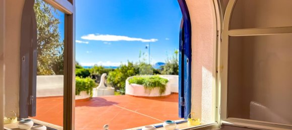 5 bedrooms Villa in Formia, Italy No. 291928 10