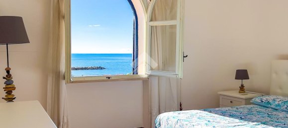 5 bedrooms Villa in Formia, Italy No. 291928 20