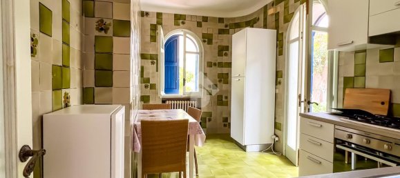 5 bedrooms Villa in Formia, Italy No. 291928 14