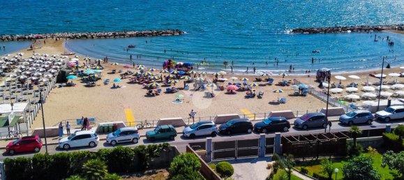 5 bedrooms Villa in Formia, Italy No. 291928 30