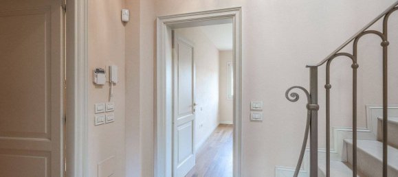 3 bedrooms Villa in Bologna, Italy No. 330575 13