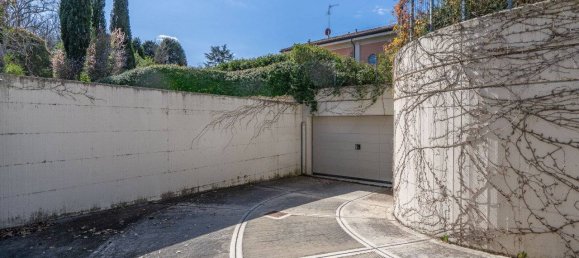 3 bedrooms Villa in Bologna, Italy No. 330575 26