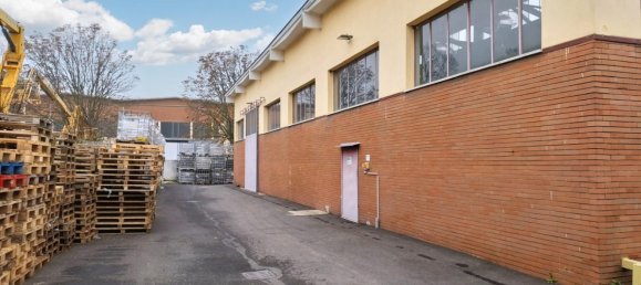30 rooms Commercial property in San Giuliano Milanese, Italy No. 61479 22
