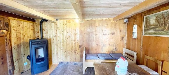 2 bedrooms House in San Giacomo Filippo, Italy No. 99730 32