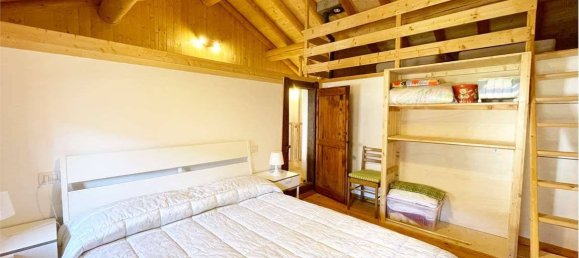 2 bedrooms House in San Giacomo Filippo, Italy No. 99730 21