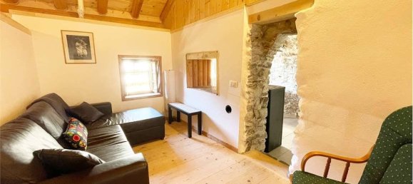 2 bedrooms House in San Giacomo Filippo, Italy No. 99730 15