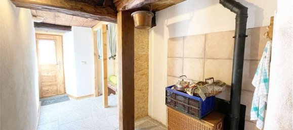 2 bedrooms House in San Giacomo Filippo, Italy No. 99730 29