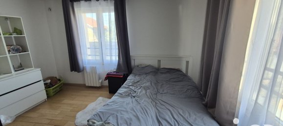 3 chambres Appartement à La Ferté-sous-Jouarre, France No. 285414 7