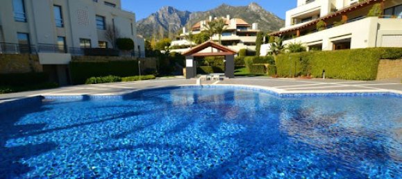 3 bedrooms Penthouse in Marbella, Spain No. 141905 5