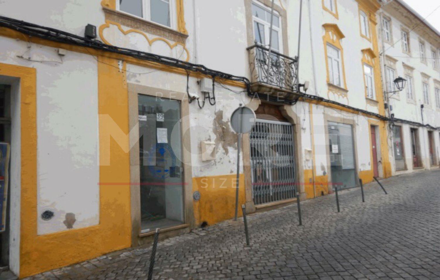 1145m² Building in Portalegre, Portugal No. 140082