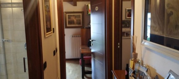 3-salle Appartement à Brescia, Italy No. 4691 8