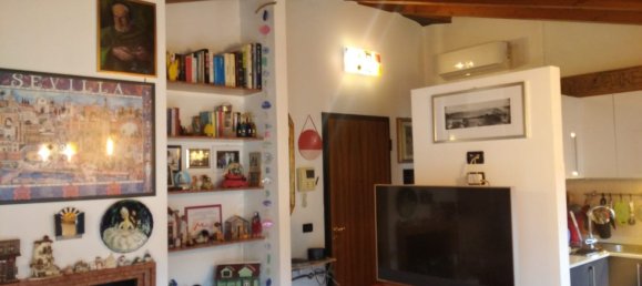 3-salle Appartement à Brescia, Italy No. 4691 4