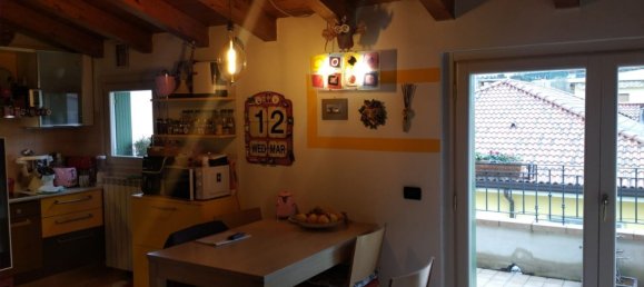 3-salle Appartement à Brescia, Italy No. 4691 5