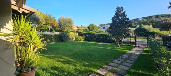 6 rooms Villa in Todi, Italy No. 71273 7