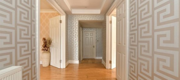 4 bedrooms House in Essex, United Kingdom No. 3962 3