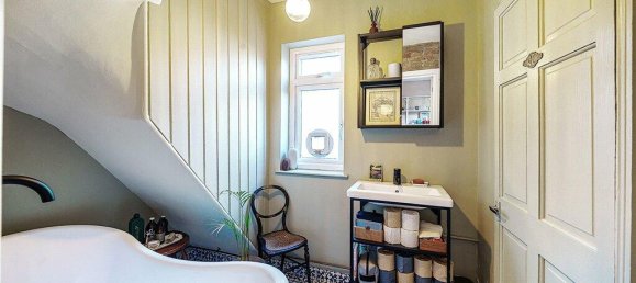 1 bedroom Maisonette in London, United Kingdom No. 7743 15